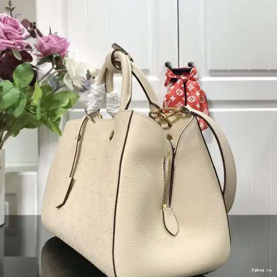 MM MONTAIGNE LOUIS VUITTON 0624